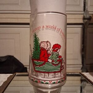 Vintage 1977 Coke Christmas Collectors Glass Feat Holly Hobbie